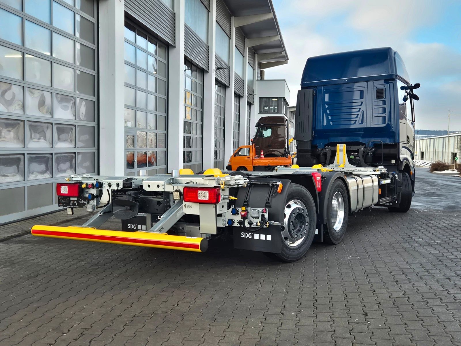 Fahrzeugabbildung Iveco S-Way AS260S50Y/FS CM 6x2 BDF Standklima 2xAHK