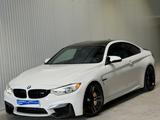 BMW M4 DKG*LED*LEDER*CARBON*H/K*HUD*19"*KEIN IMPORT - weiße BMW M4