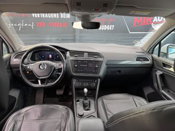 Volkswagen Tiguan - 11