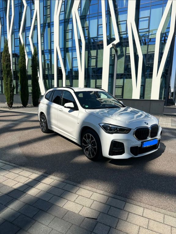 Image of BMW X1