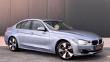 BMW 335i NeuZustand/360Kamera/Headup/HarmanKardon - BMW 335 mit Benzin-Antrieb: Limousine