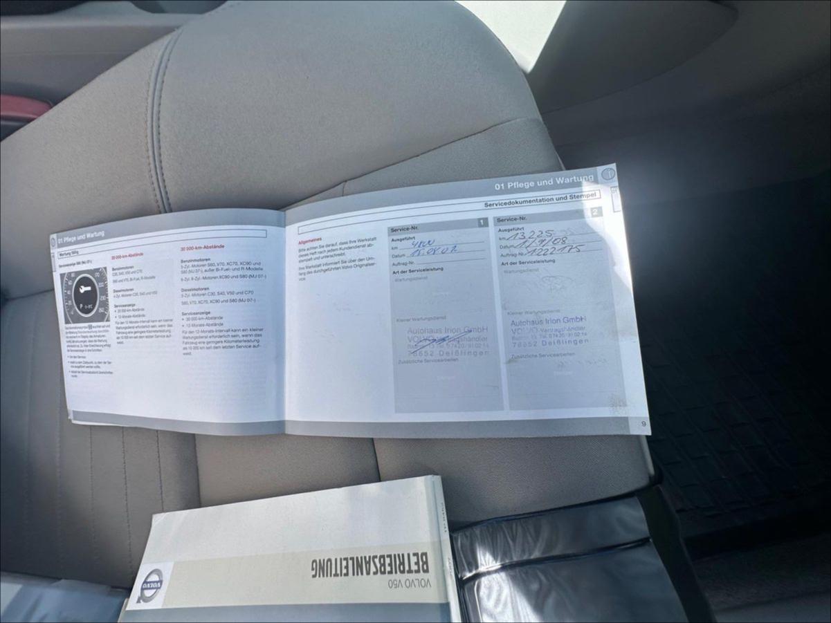 Volvo V50 2006 — photo 17