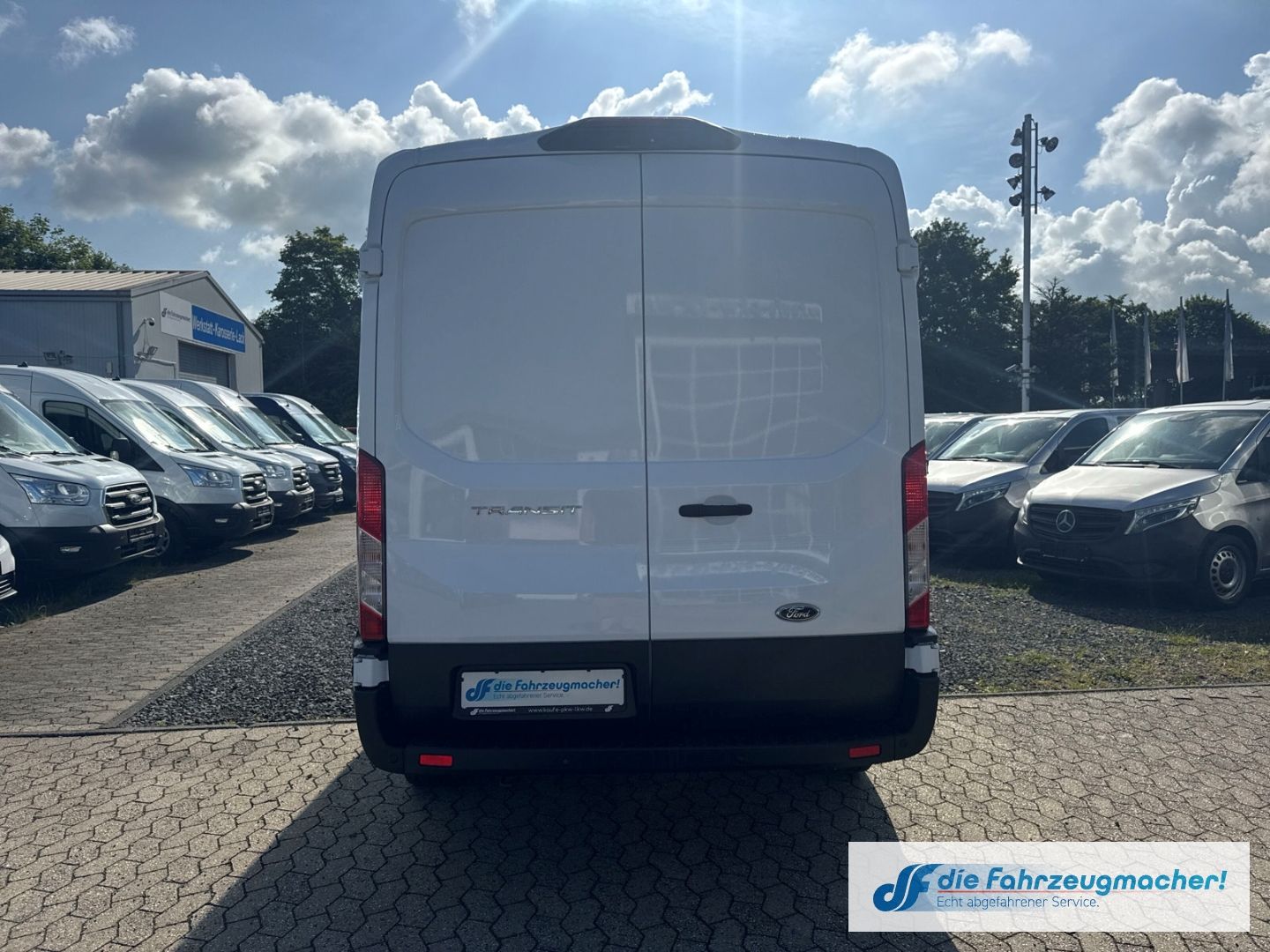 Fahrzeugabbildung Ford Transit Kasten 350 L2 Trend Klimaautom DAB Totwi