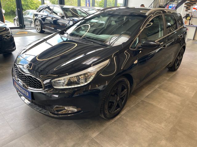 Kia Ceed Sportswagon FIFA World Cup Edition *AHK*LKH