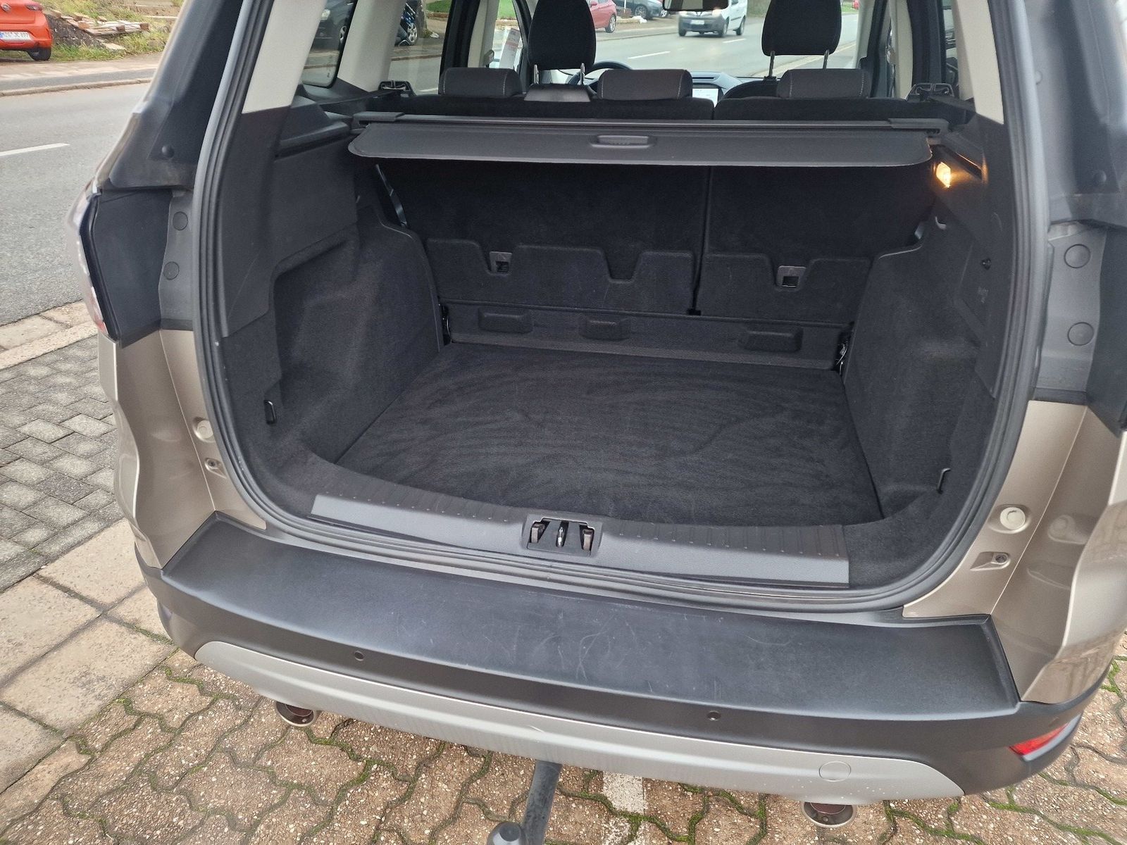 Fahrzeugabbildung Ford Kuga Cool & Connect, AHK,Winterpaket