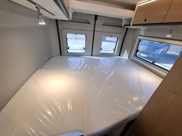 Sunlight Cliff X 600 8G Safety+ACC Digital Dieselhzg.