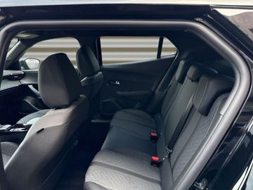 Peugeot 2008 - 12