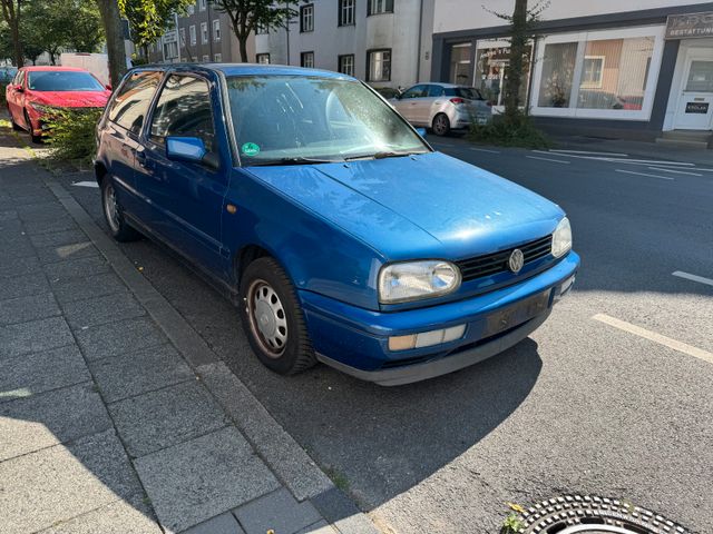 Volkswagen Golf April 2025 Tüv Au