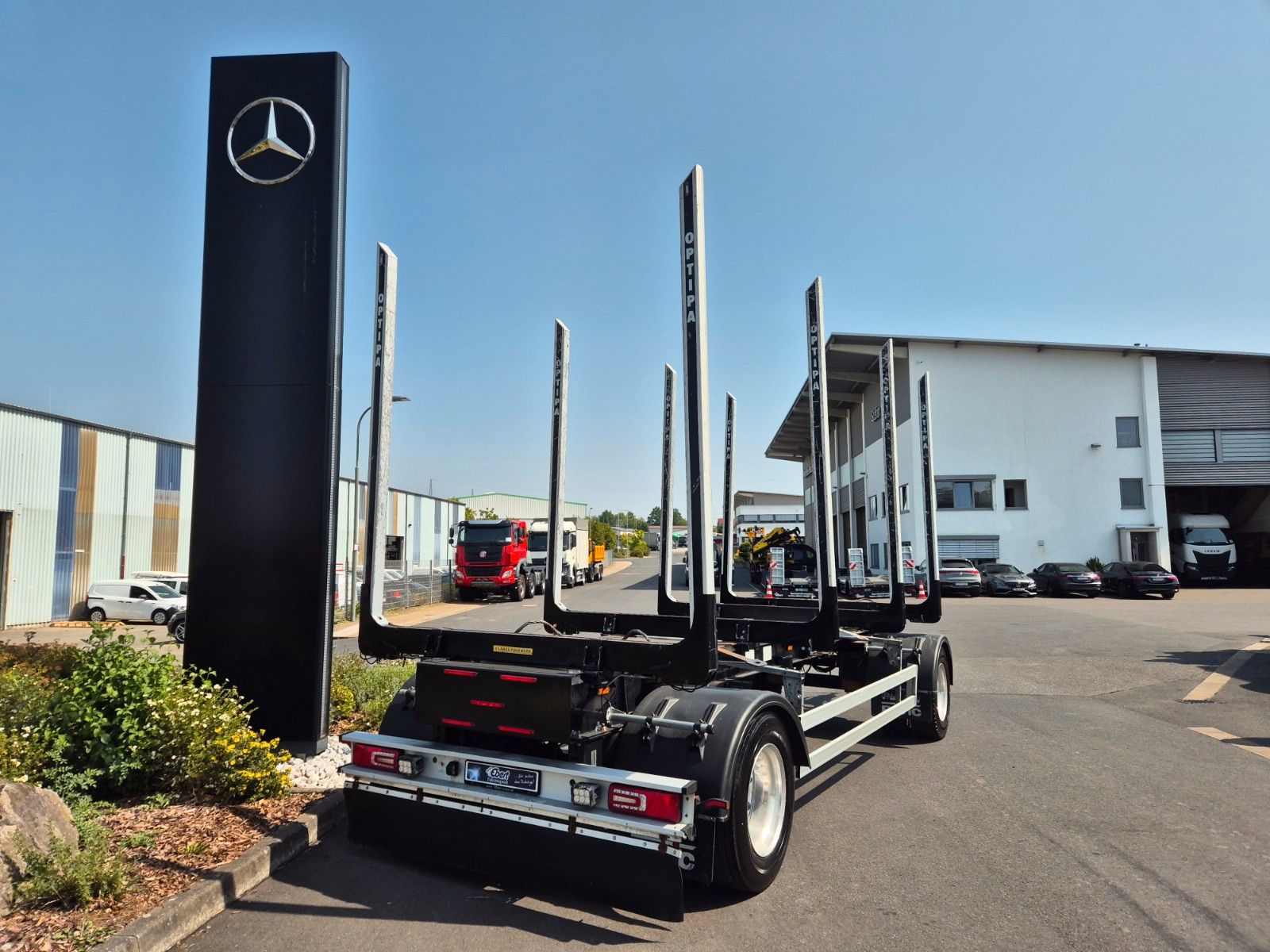 Fahrzeugabbildung PAVIC HTA 20 QSTE 690 SAF Achsen Alu-Felgen