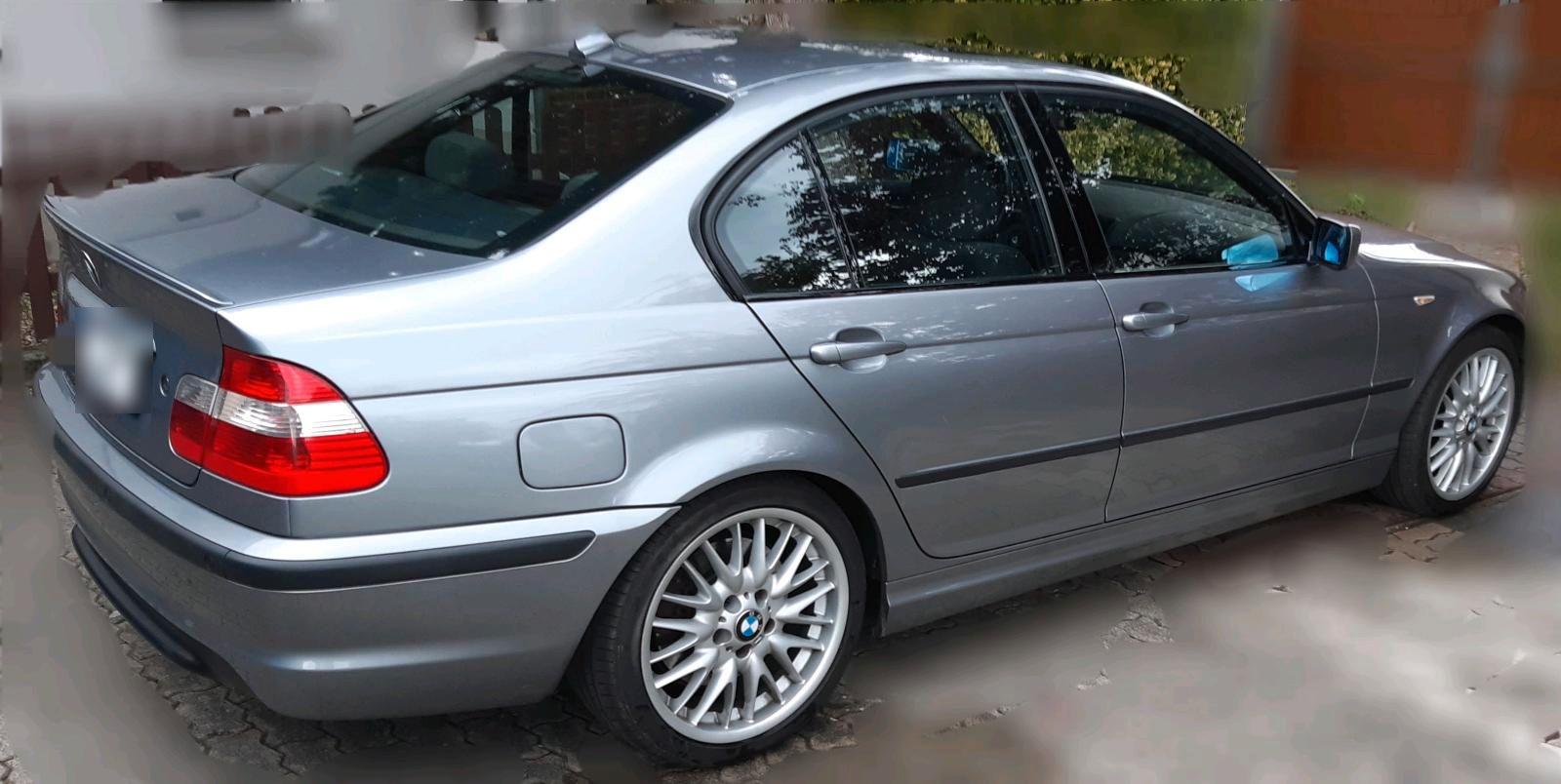 BMW 330