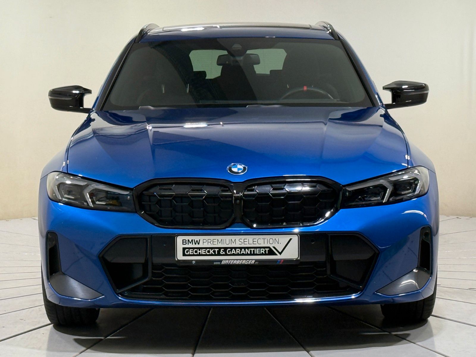 BMW M340i xDrive Touring Pro 392PS AHK Pano 360 HUD foto 4
