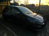 Volkswagen VW Golf 2.0 TSI DSG 4MOTION R R - Volkswagen Golf aus 2011: 4motion