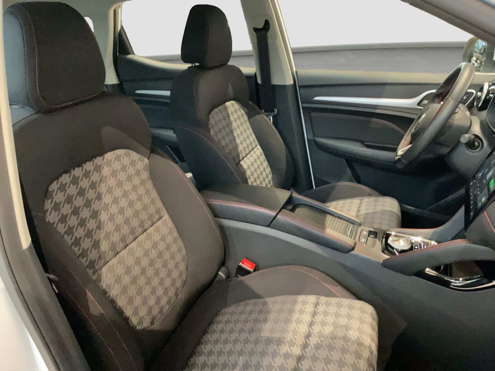 Fahrzeugabbildung MG ZS EV Comfort Maximal 69,9 kWh