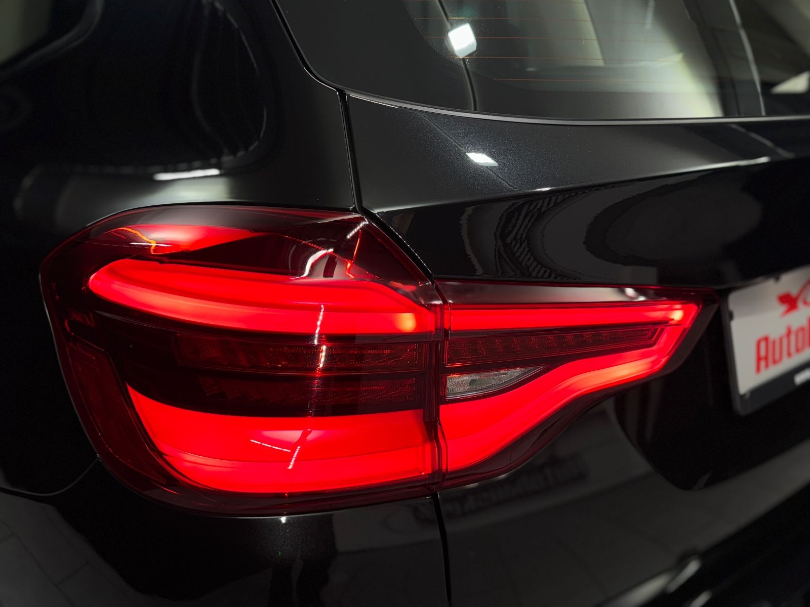 Fahrzeugabbildung BMW X3 xDrive 20d|LEDER|NAVI|M-SPORT 19 ZOLL|AHK