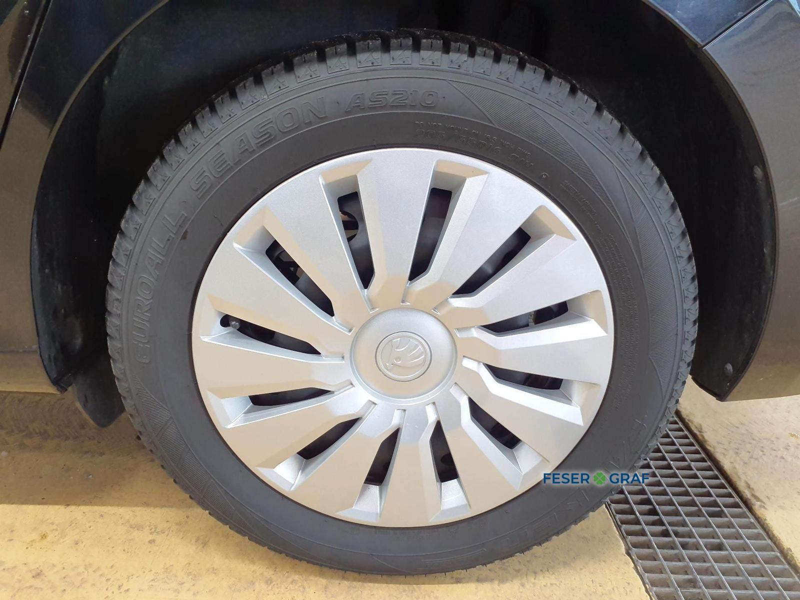 Skoda Scala 1.0 TSI Essence GRA LED Sitzh. Smart Link