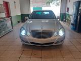 Mercedes-Benz E 280 AVANTGARDE  - Mercedes-Benz E 280: Avantgarde