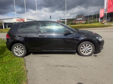 Volkswagen Golf - 4