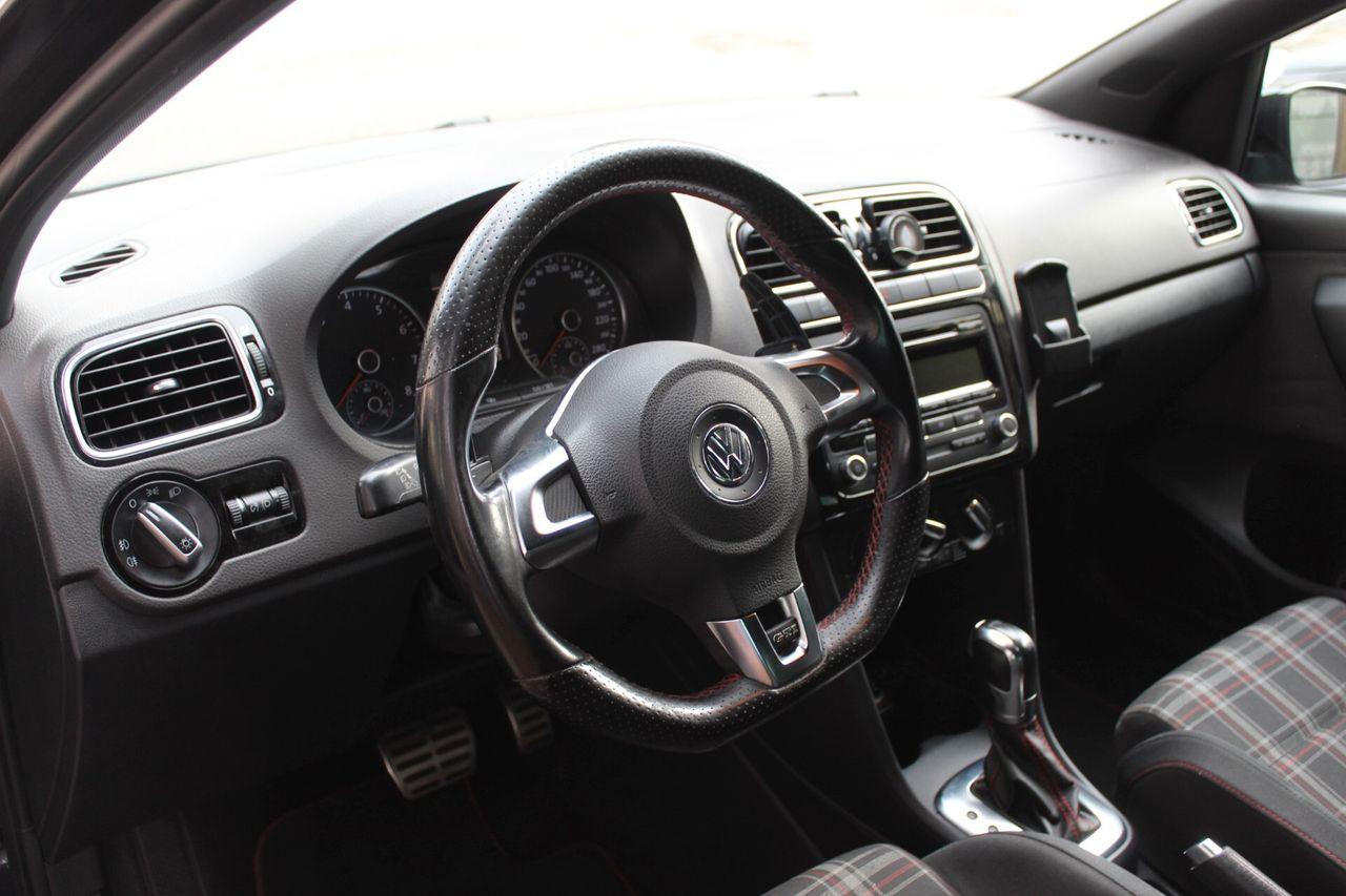 Volkswagen Polo 1.4 TSI 179ch - Palettes au volant - Climatisation - Sièges sport - Antibrouillard