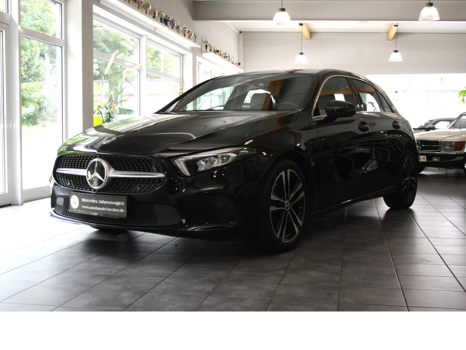 Fahrzeugabbildung Mercedes-Benz A 180 Progres. *MBUX*Sounds.*LED*Ambientebelel.