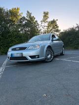 Ford Mondeo st220 3.0l v6 - Ford Mondeo aus 2003: 2.0