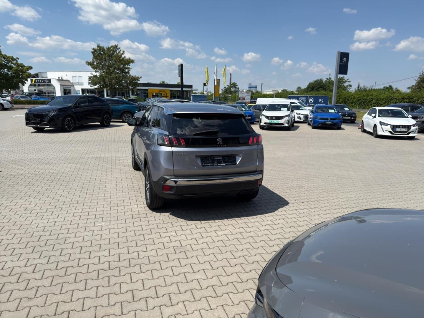 Peugeot 3008 PureTech 130 1,2  Allure Navi/LED