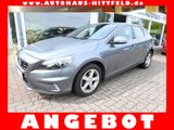 Volvo V40 D2 2.0 *R-Design* mit toller Ausstattung - Volvo V40: D2