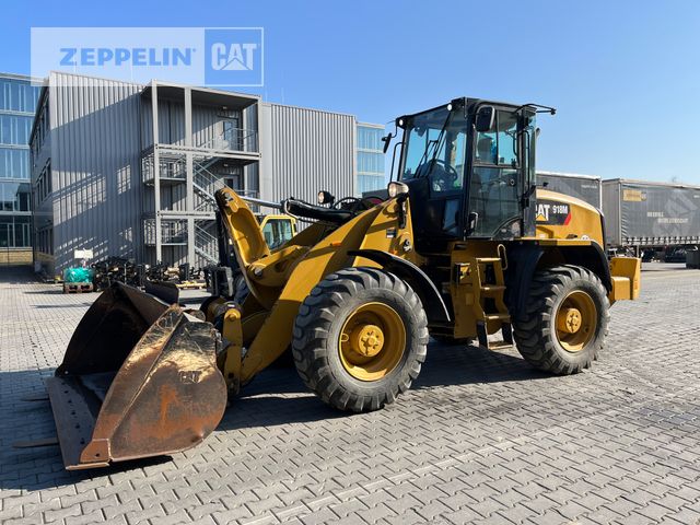 CAT 918M