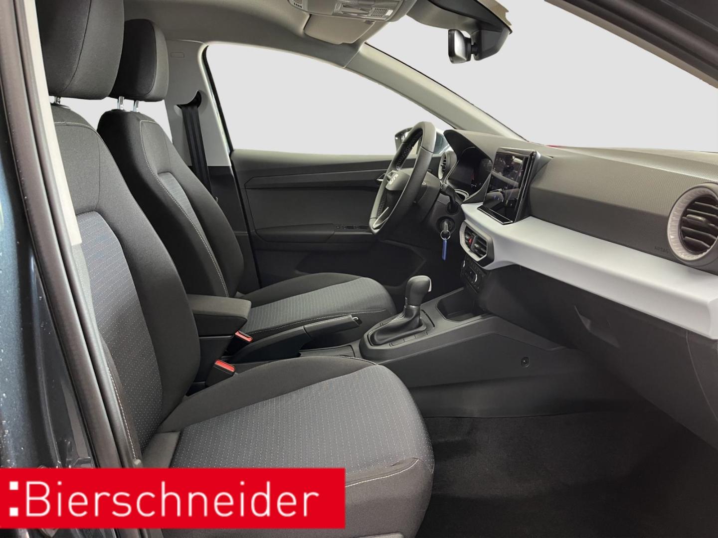 Seat Ibiza 1.0 TSI DSG Road Edition NAVI SHZ PDC