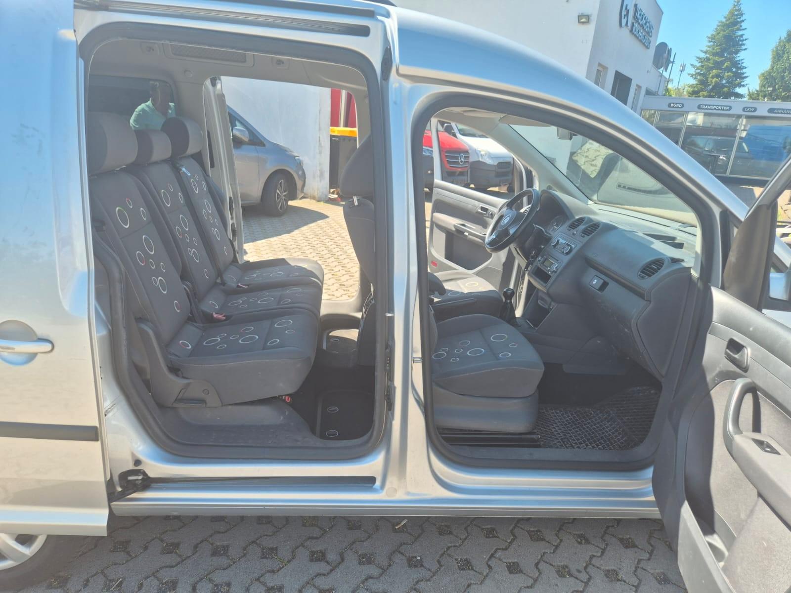 Volkswagen Caddy Roncalli Trendline 7 Sitzer " Benziner "