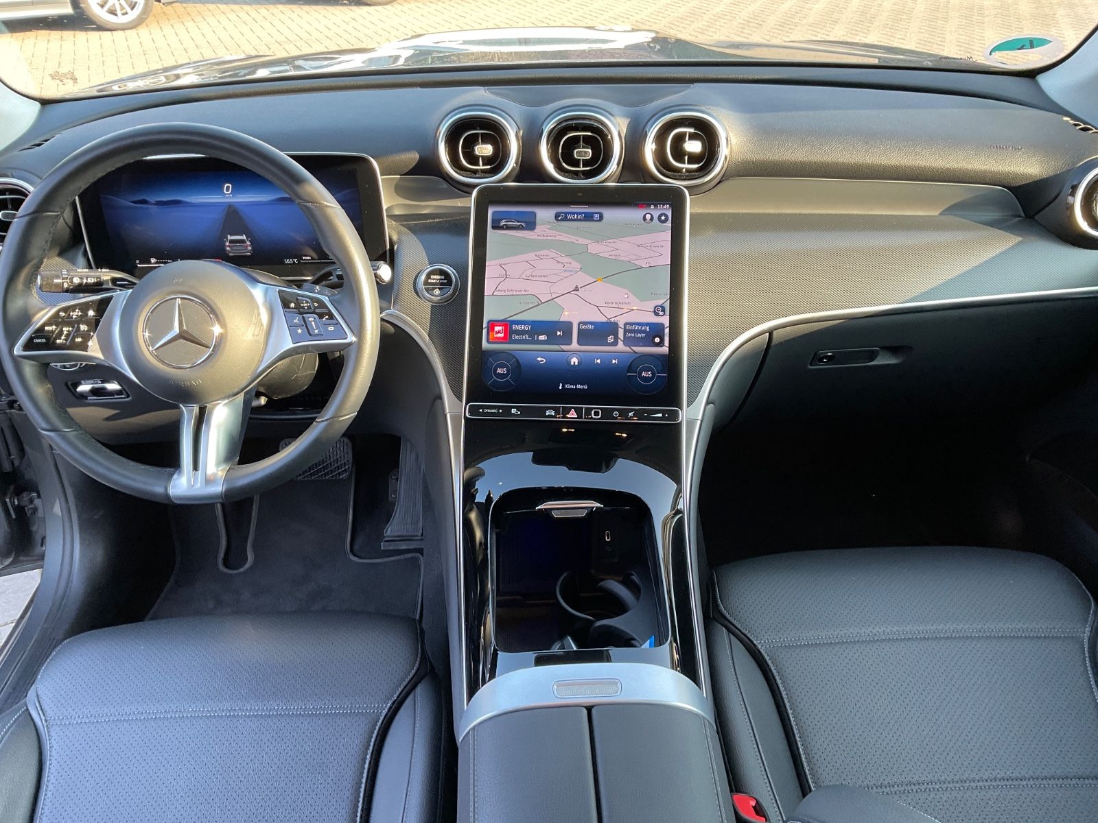 Fahrzeugabbildung Mercedes-Benz GLC 220 d 4M,AHK,Kamera,Leder,CarPlay