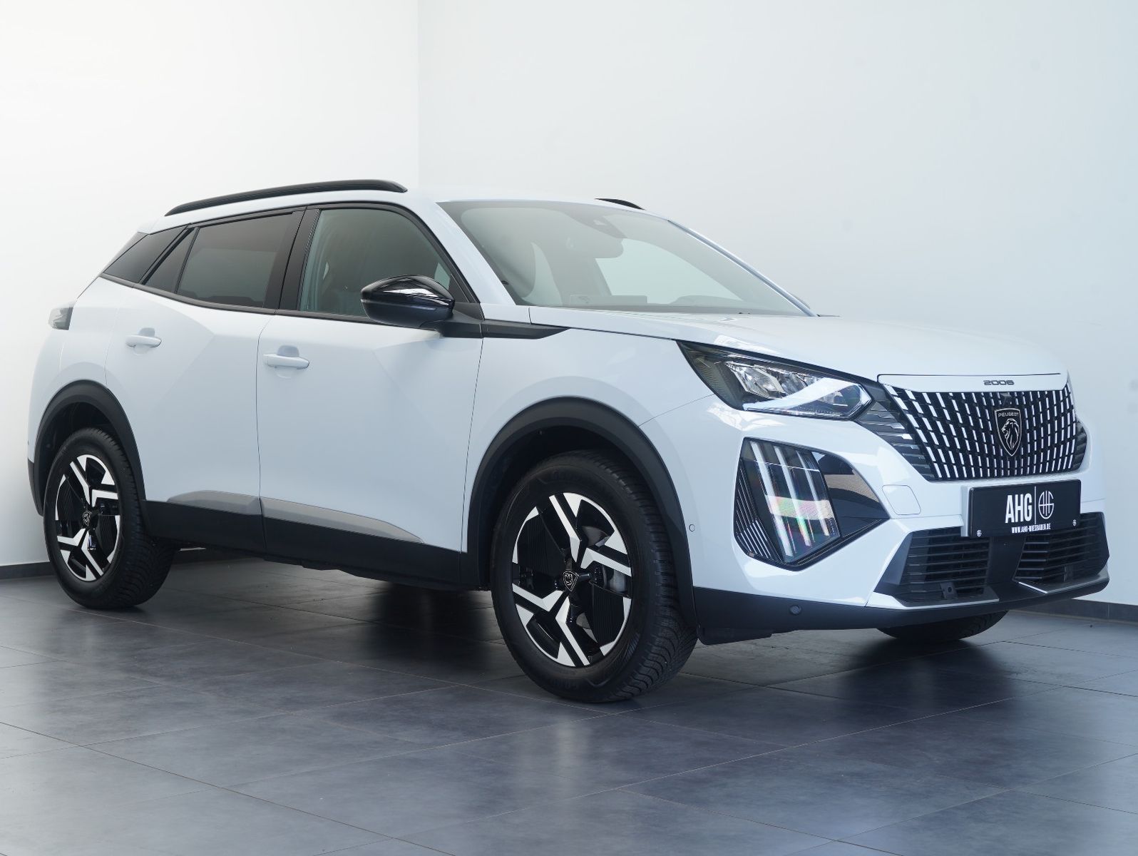 Fahrzeugabbildung Peugeot 2008 1.2 PureTech 130 Allure