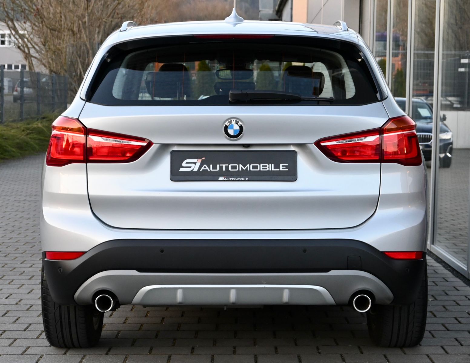 Fahrzeugabbildung BMW X1 xDr. 18d Sport Line °AHK°LEDER°HEAD-UP°KAMERA