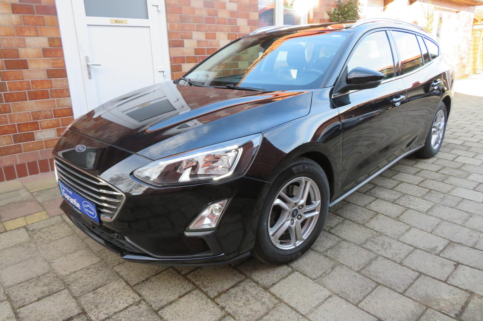 Ford Focus Turnier Titanium ACC AHK Kamera