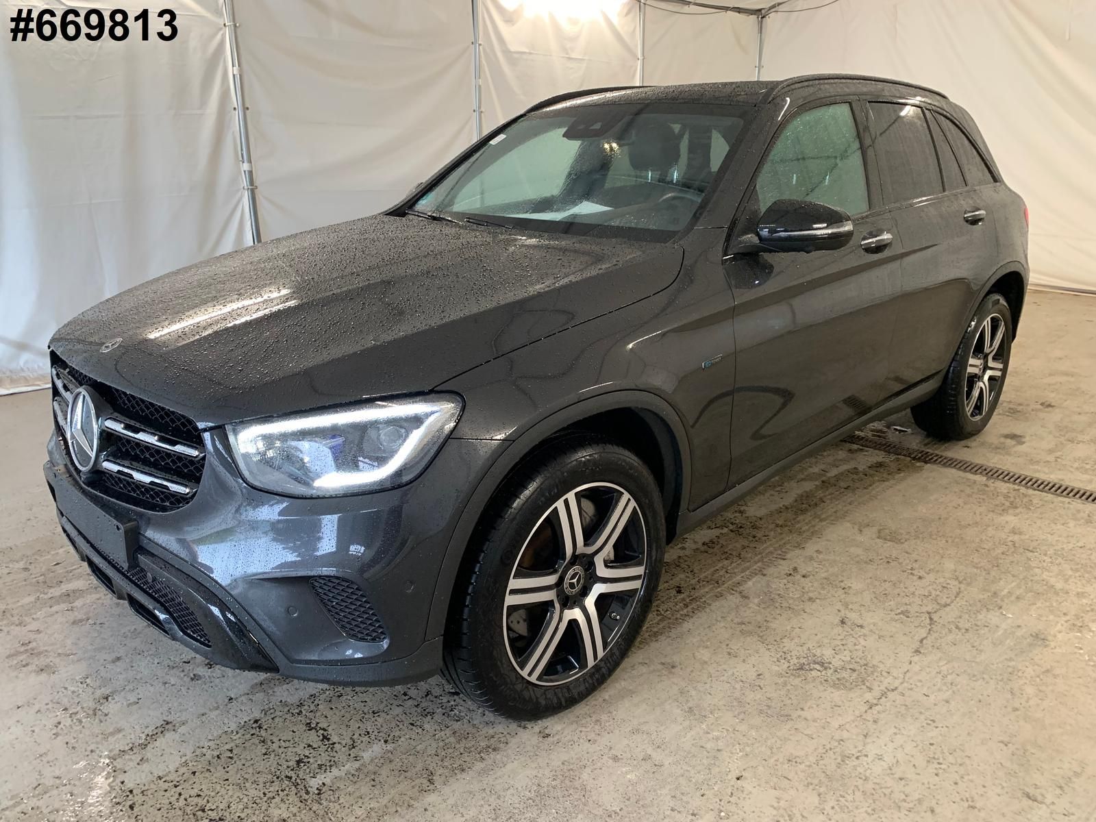 Mercedes-Benz GLC 300 e EXKL-INT/DISTR/360°/PANO/AHK/VIRTUAL