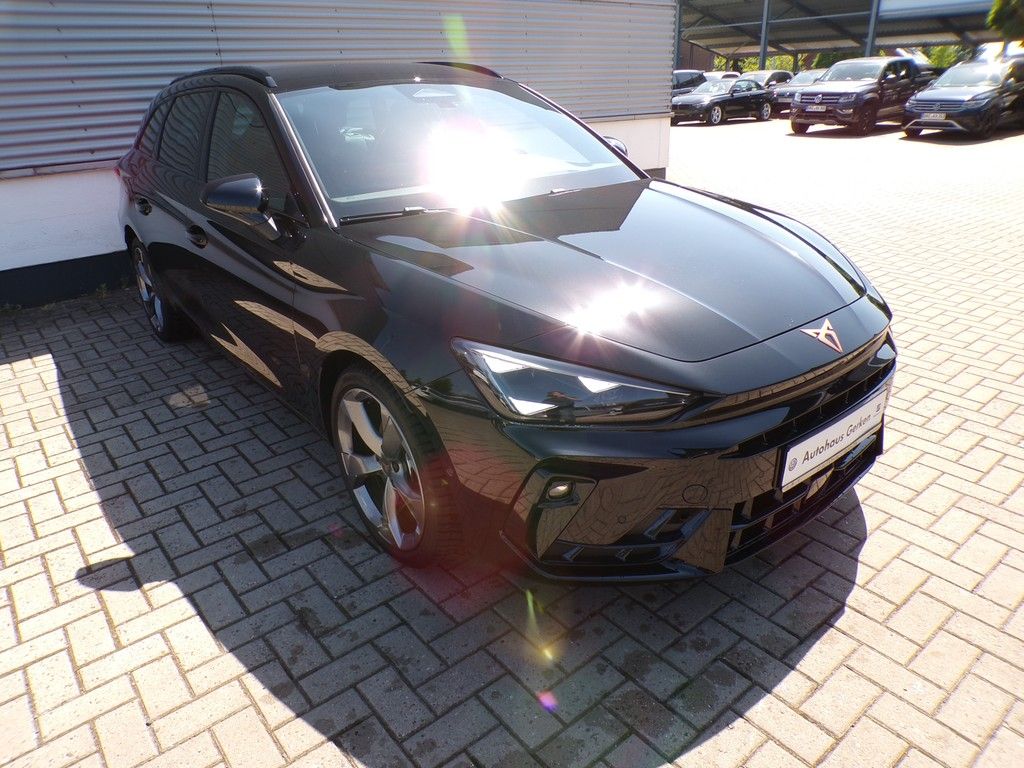 Fahrzeugabbildung CUPRA Leon Sportstourer 1.5 eTSI DSG