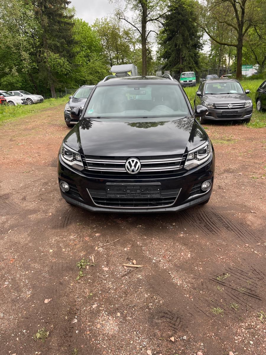Volkswagen Tiguan Lounge Sport & Style BMT