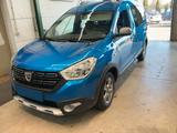 Dacia Dokker TCe 115 Stepway Celebration - Dacia Dokker Gebrauchtwagen in Leipzig