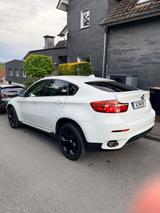 BMW X6 xDrive40d-Sportpaket-HeadUp- 1. Hand-Panodach - BMW X6: 40d