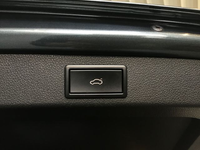 Fahrzeugabbildung Skoda Superb Style 2.0 TDI Combi AHK/Navi/ACC/Xenon