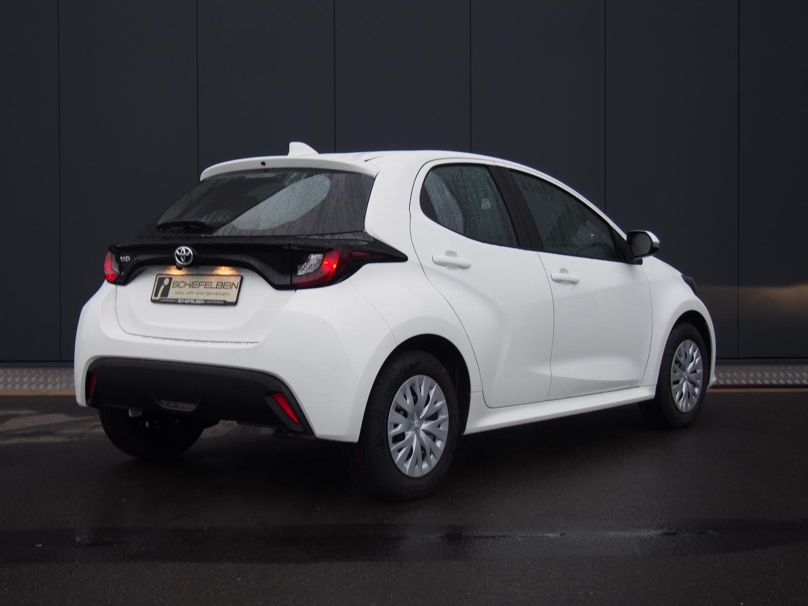 Toyota Yaris 1.0 SHZ+DAB+Allwetter+RFK+Carplay