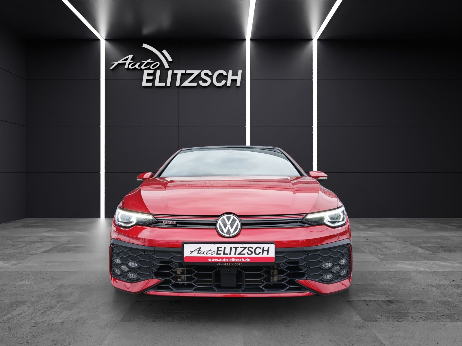 Fahrzeugabbildung Volkswagen Golf VIII GTI DSG Matrix AHK Navi Harman AID ACC