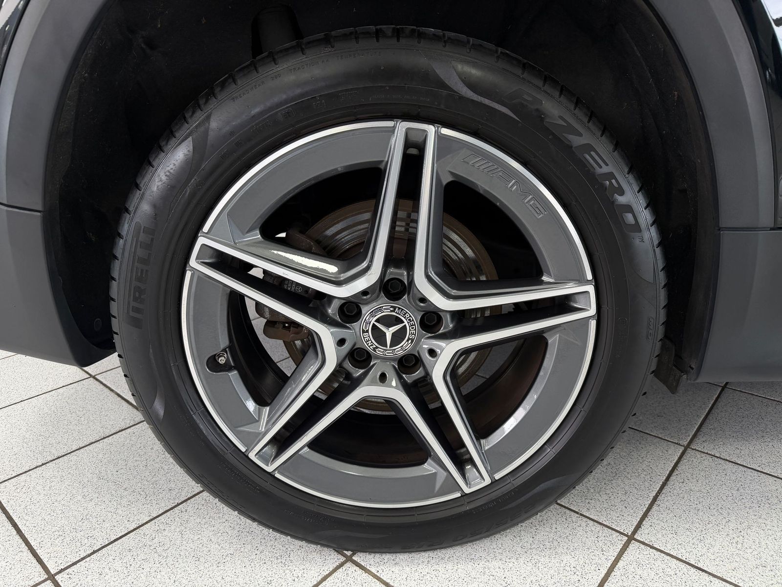 Mercedes-Benz GLB 220 d AMG*LED*MBUX*Kamera* foto 7