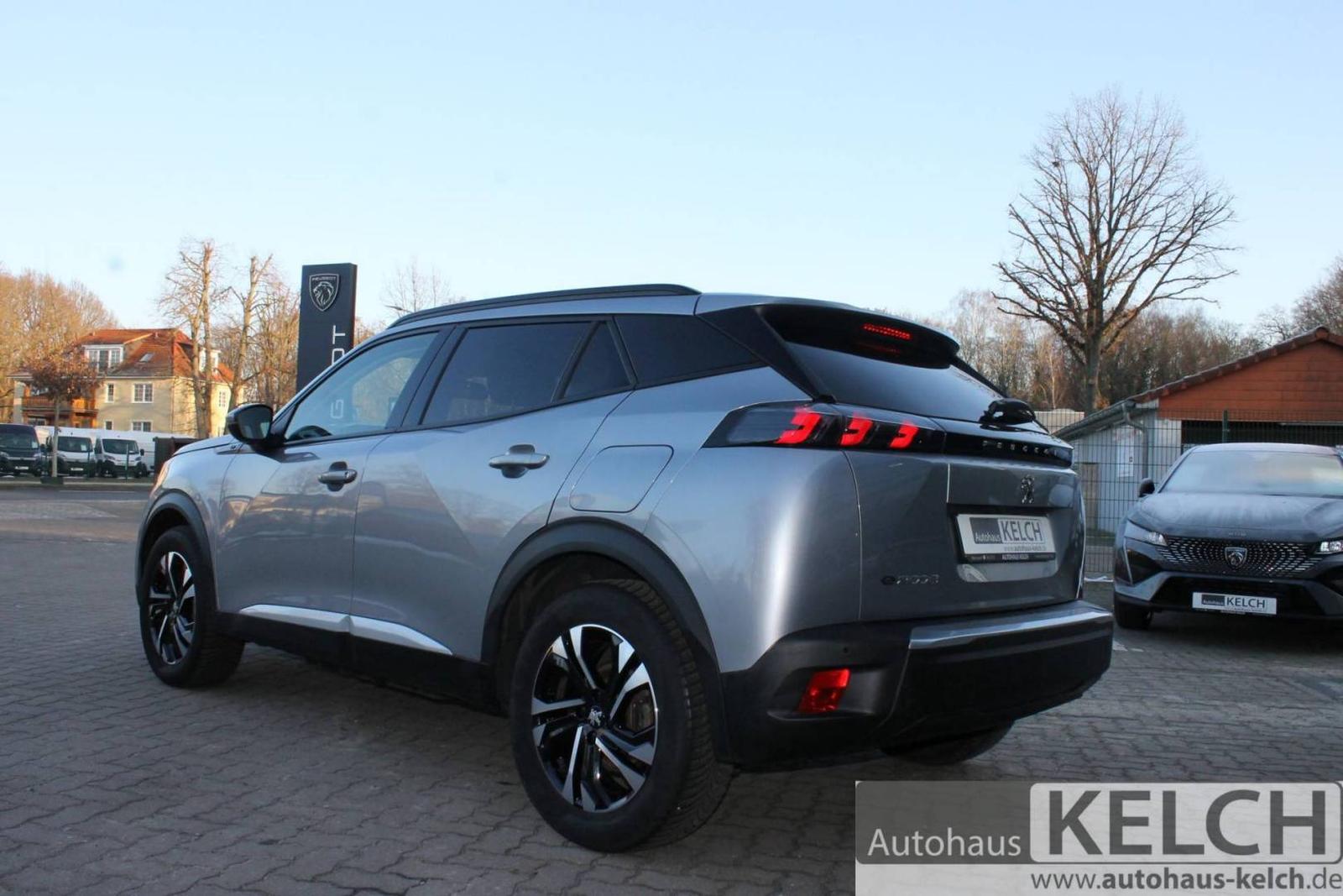 Peugeot E-2008 Allure Pack 136 SOH Zertifikat