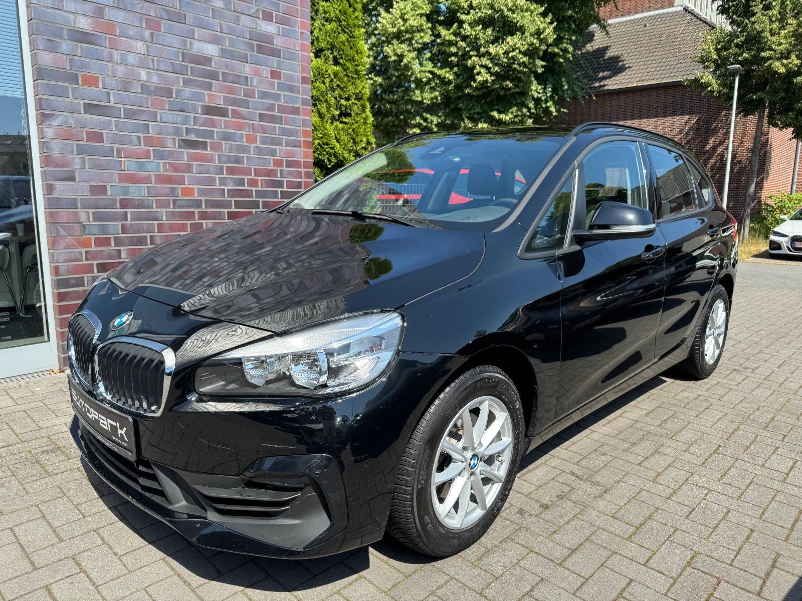 BMW 218 Active Tourer Advantage°LM16°NAVI°