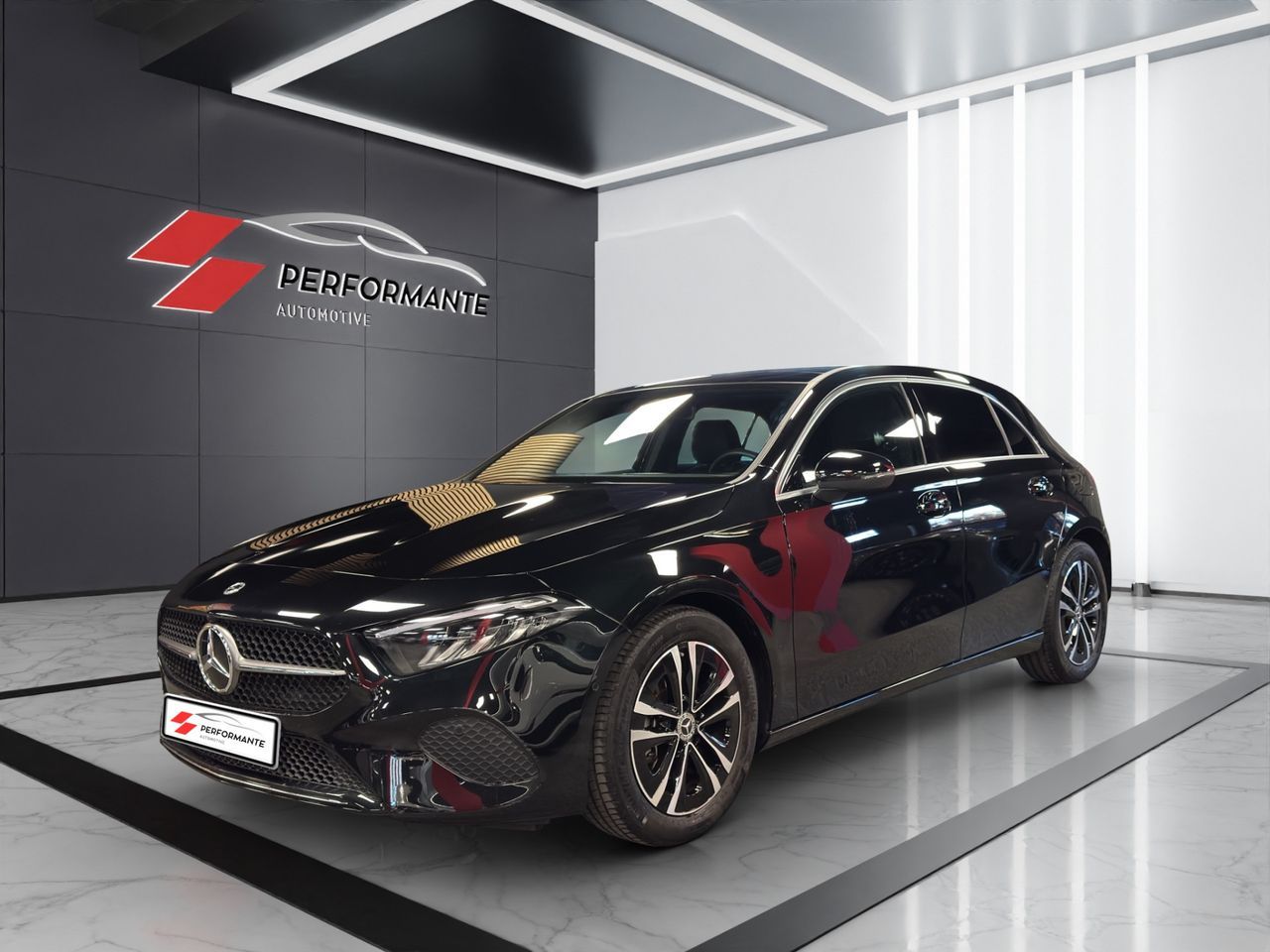 Mercedes-Benz Mercedes A 180 Progressive Advanced 7G-DCT - TET