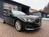 BMW 730 d xDrive 2.Hand Laser 66tkm Standheizung - schwarze BMW 7er Reihe