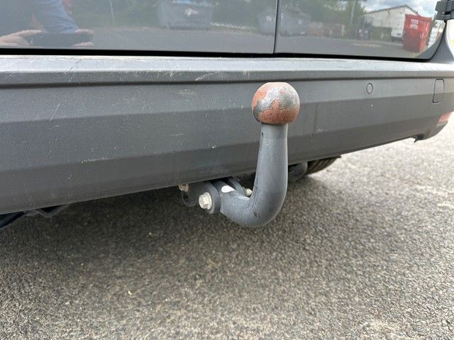 Fahrzeugabbildung Volkswagen Caddy Kombi 2.0TDI LED+ACC+AHK+++