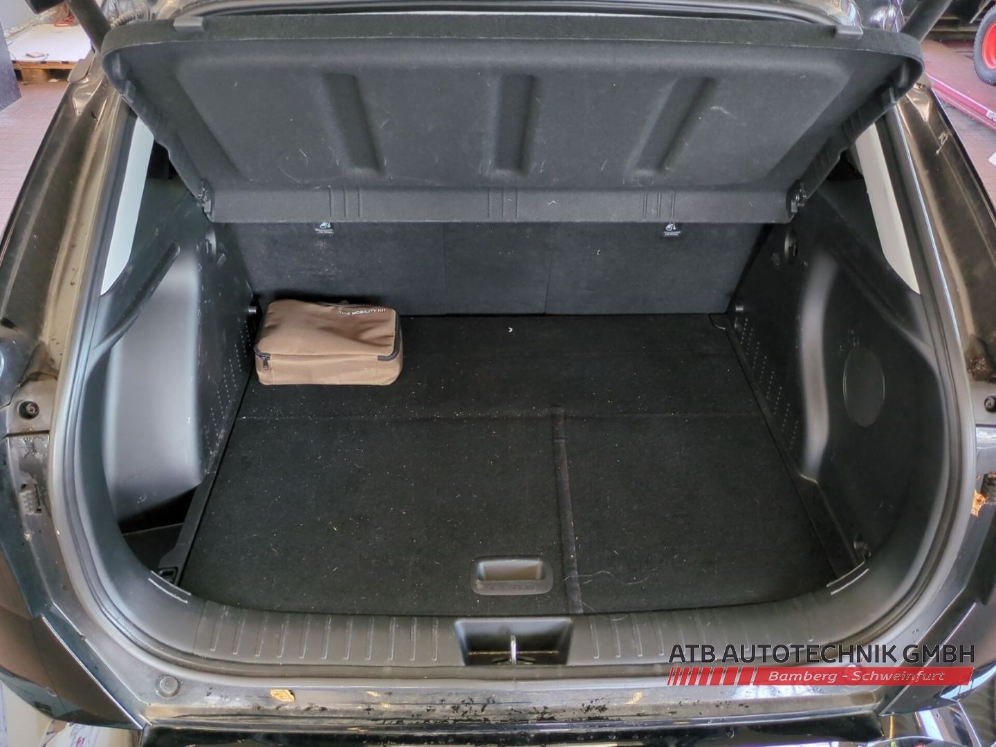 Fahrzeugabbildung Hyundai KONA Elektro 65,4 kWh Prime 98,8% SOH 2WD Sitzko