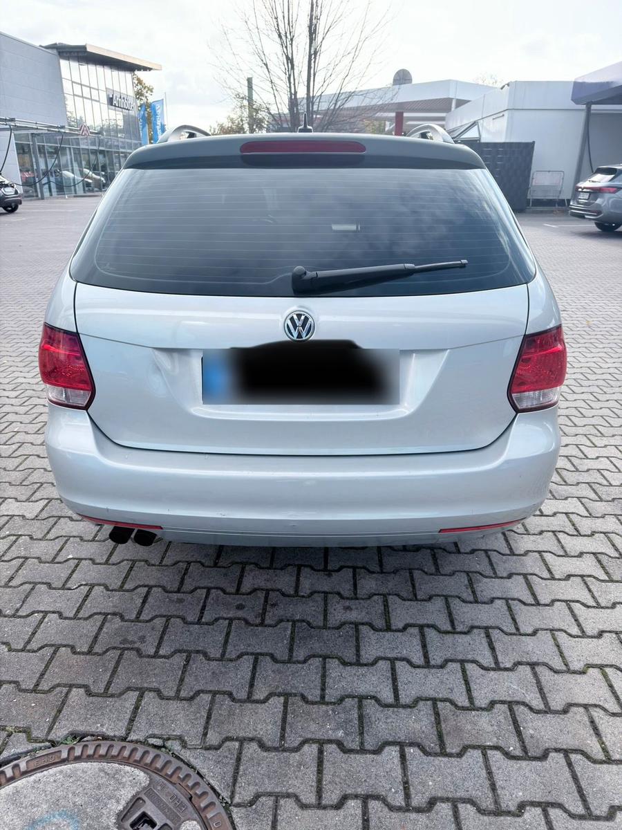 Volkswagen Golf 2010 — photo 7