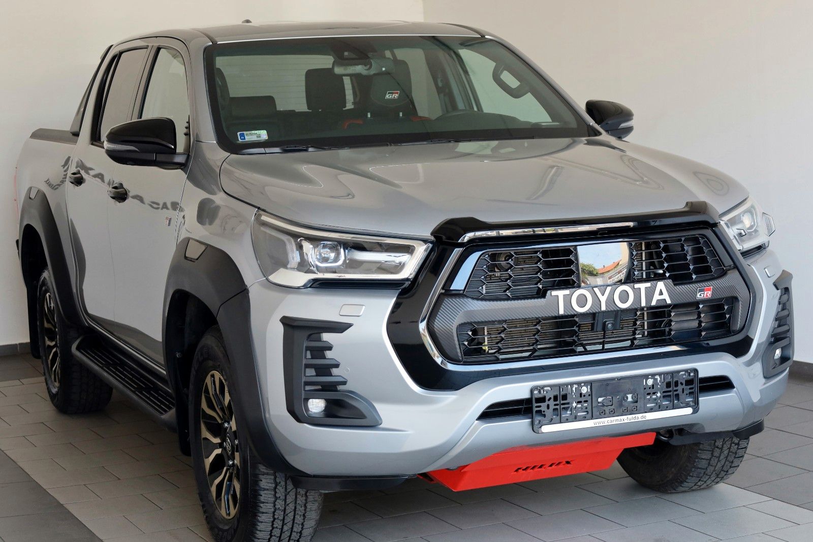 Fahrzeugabbildung Toyota Hilux 2.8 D-4D GR Sport,Alcantara,ACC,Rollo, AHK